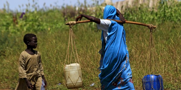 Internet Connectivity and Commerce in Poor Countries